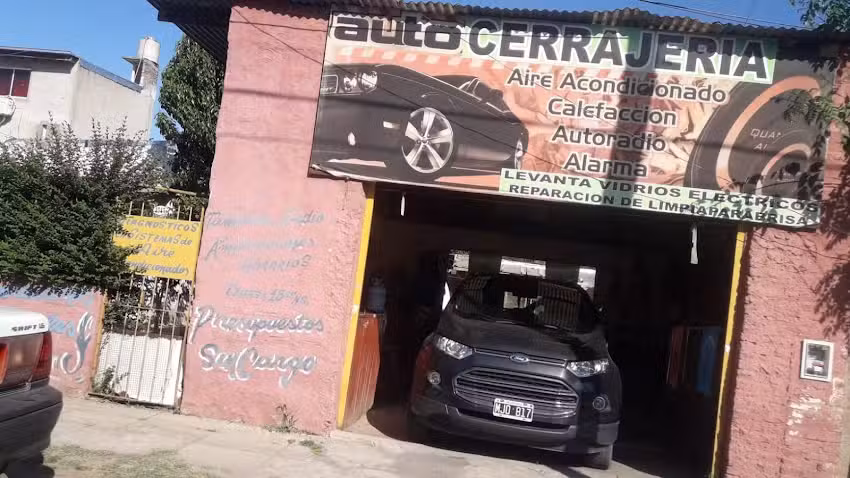 Auto Cerrajeria La Familia
