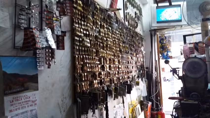 Cerrajer&iacute;a Bares