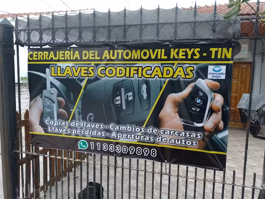 Cerrajeria del autom&oacute;vil keys-tin