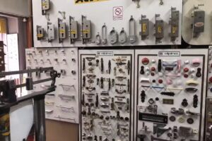 Cerrajería La Yale (desde 1962)