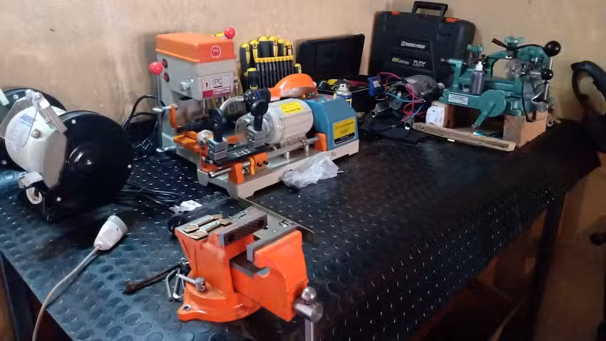 Cerrajer&iacute;a Pala