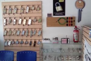 CERRAJER&Iacute;A PARAGUAY Reparaciones De Persianas.