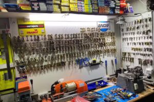 CERRAjERIA URGENCIA 24 HS!!! Domicilio.Copias,reparaci&oacute;n,Cerradura apertura de autos .urgencia 24hs