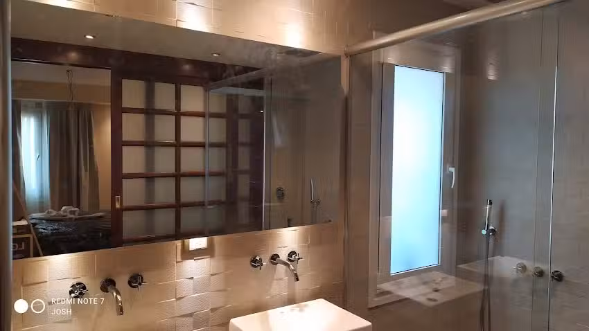 Cerrajería y Vidriería Reyes de Marfil