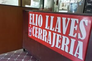Elio Llaves