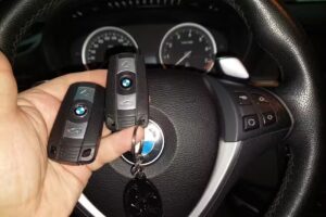 Tecnokey Llaves Codificadas: Cerrajer&iacute;a Automotriz